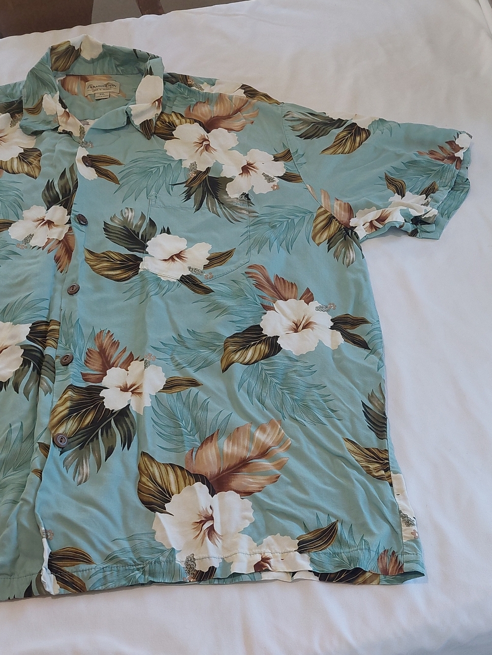 Paridise Bay Light Green Floral Hawaiian Button-Up Shirt .Size 3XL